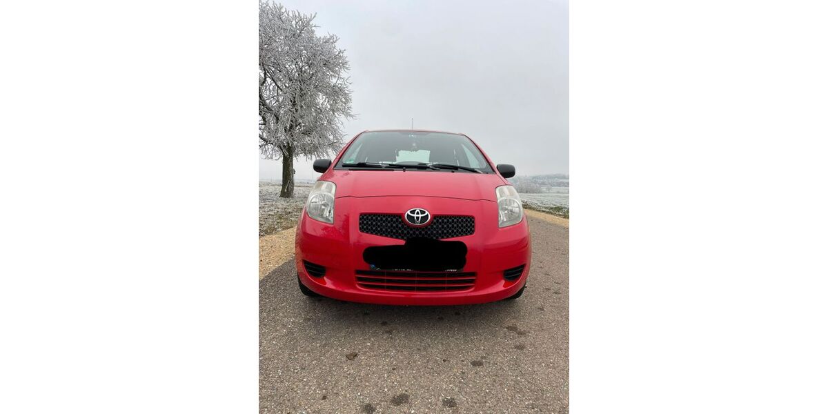 Toyota Yaris 289.917 km 1.200 &euro; Gingen an der Fils 73333