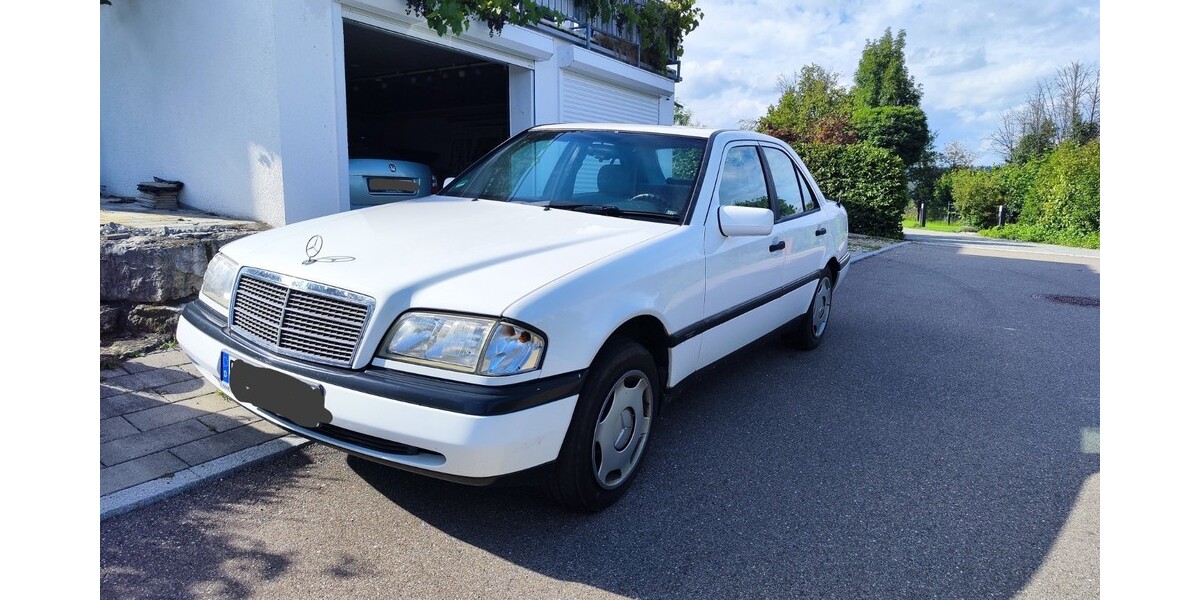 Mercedes-Benz C 230 148.600 km 5.000 &euro; Uhingen 73066