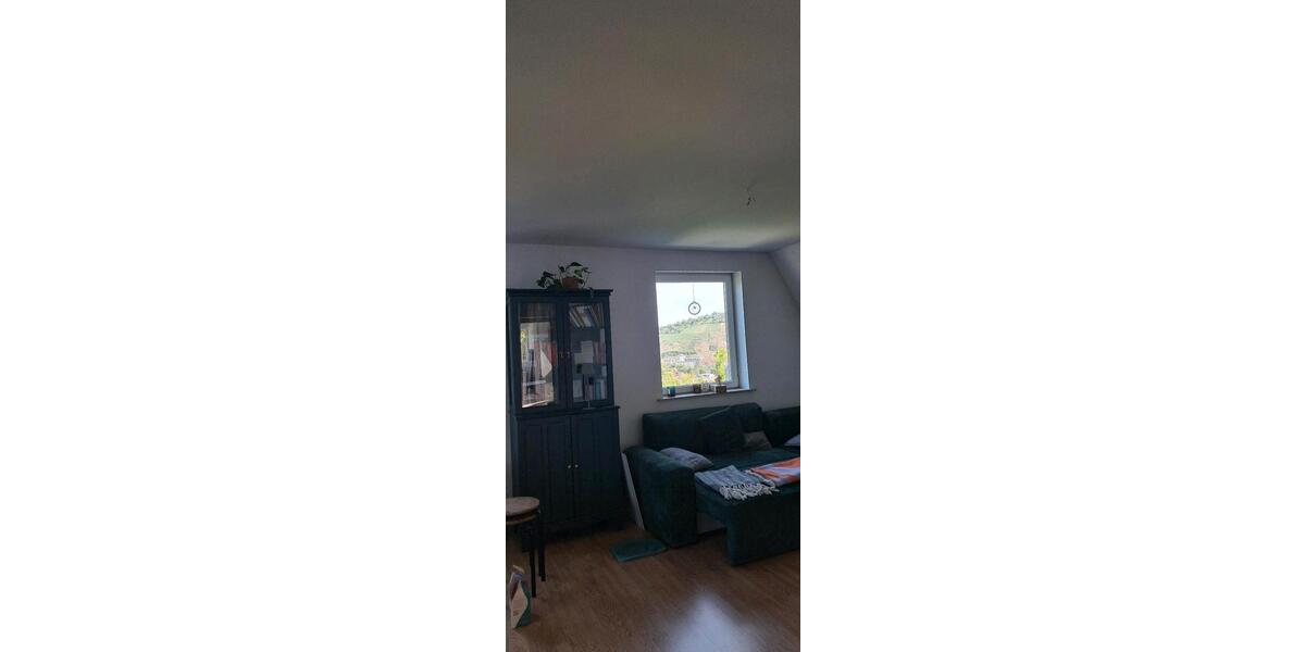 Etagenwohnung Esslingen am Neckar Pliensauvorstadt - 3 Zimmer, 92 m&sup2;, 1.380&euro; | Angebot:26664918