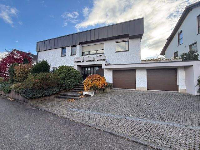Einfamilienhaus Kohlberg - 9 Zimmer, 326 m&sup2;, 850.000&euro; | Angebot:25741059