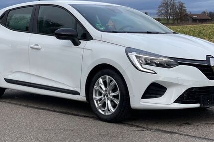 Renault Clio 34.000 km 10.500 &euro; Fellbach 70736