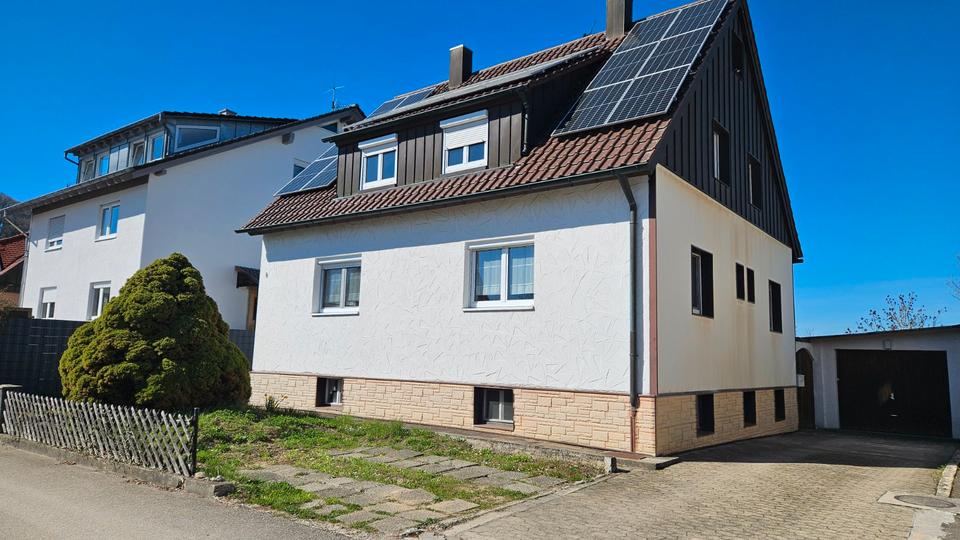 Einfamilienhaus Göppingen Bruckwasen - 6 Zimmer, 150 m&sup2;, 485.000&euro; | Angebot:26414805