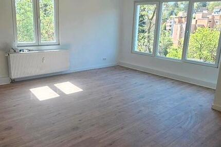 Wohnung Esslingen am Neckar Brühl - 3 Zimmer, 85 m&sup2;, 1.290&euro; | Angebot:26633810