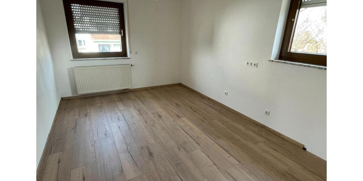 Etagenwohnung Lonsee - 3 Zimmer, 73 m&sup2;, 840&euro; | Angebot:25965658