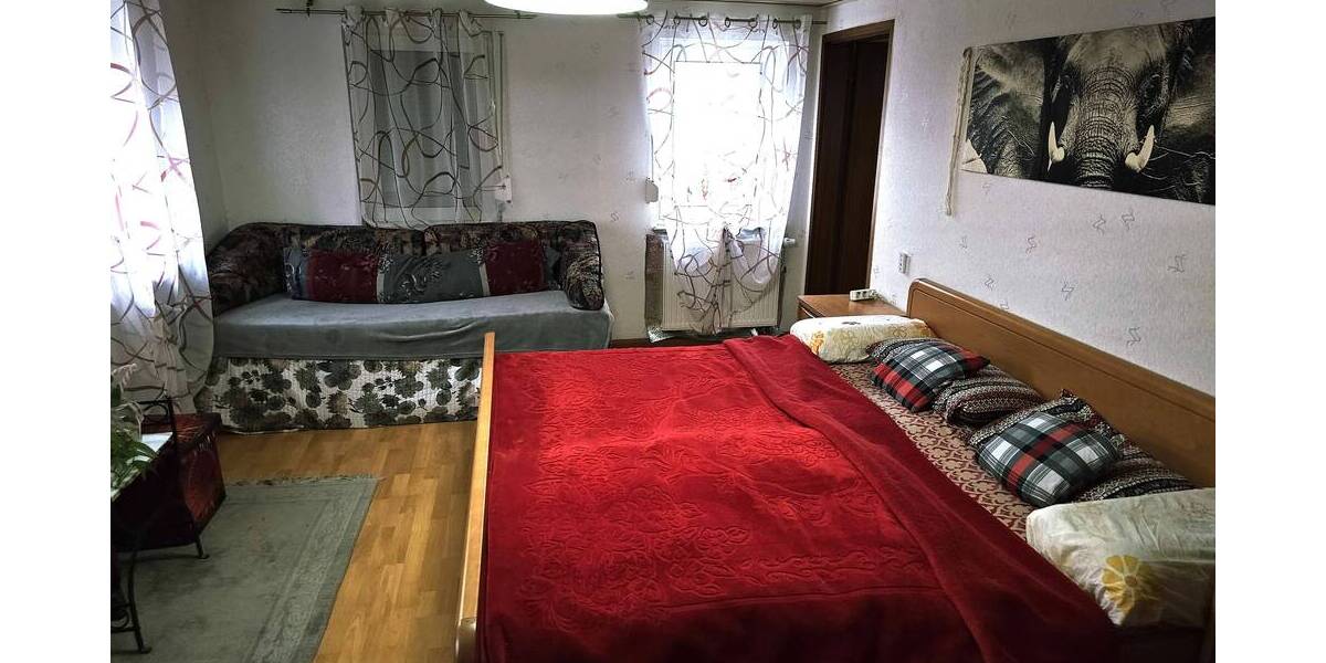 Einfamilienhaus Laichingen Feldstetten - 7 Zimmer, 202 m&sup2;, 299.000&euro; | Angebot:25695096