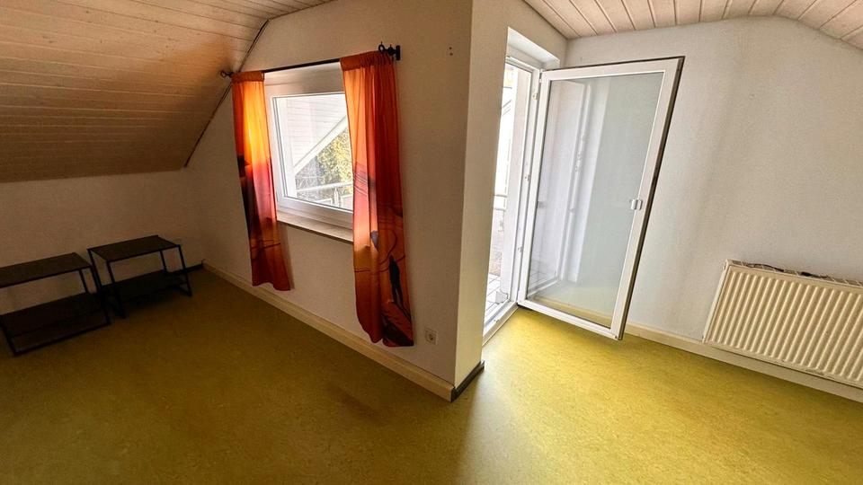 Dachgeschoßwohnung Ostfildern - 1 Zimmer, 35 m&sup2;, 700&euro; | Angebot:25336234