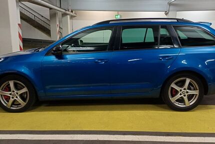 Skoda Octavia 185.000 km 12.400 &euro; Esslingen am Neckar 73733