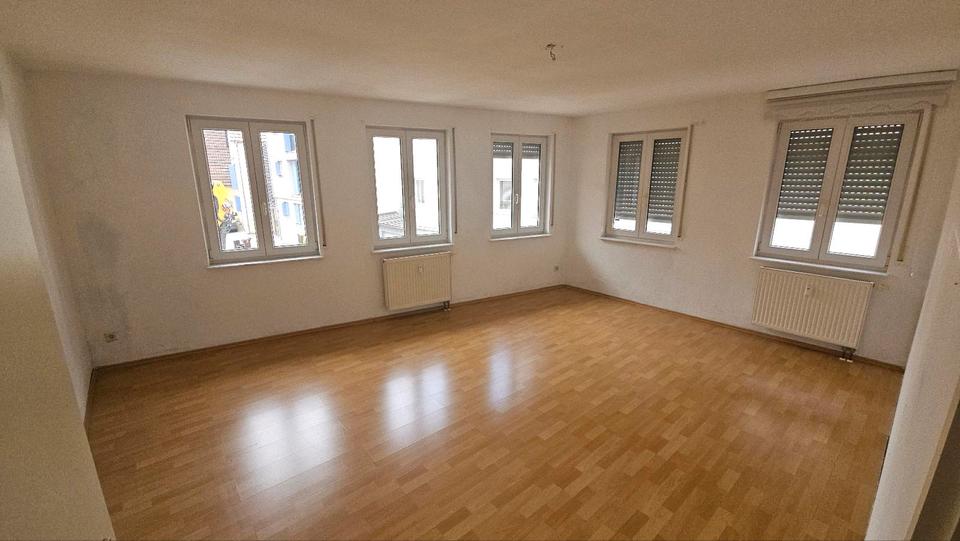 Etagenwohnung Schwäbisch Gmünd - 3 Zimmer, 105 m&sup2;, 1.240&euro; | Angebot:25983396