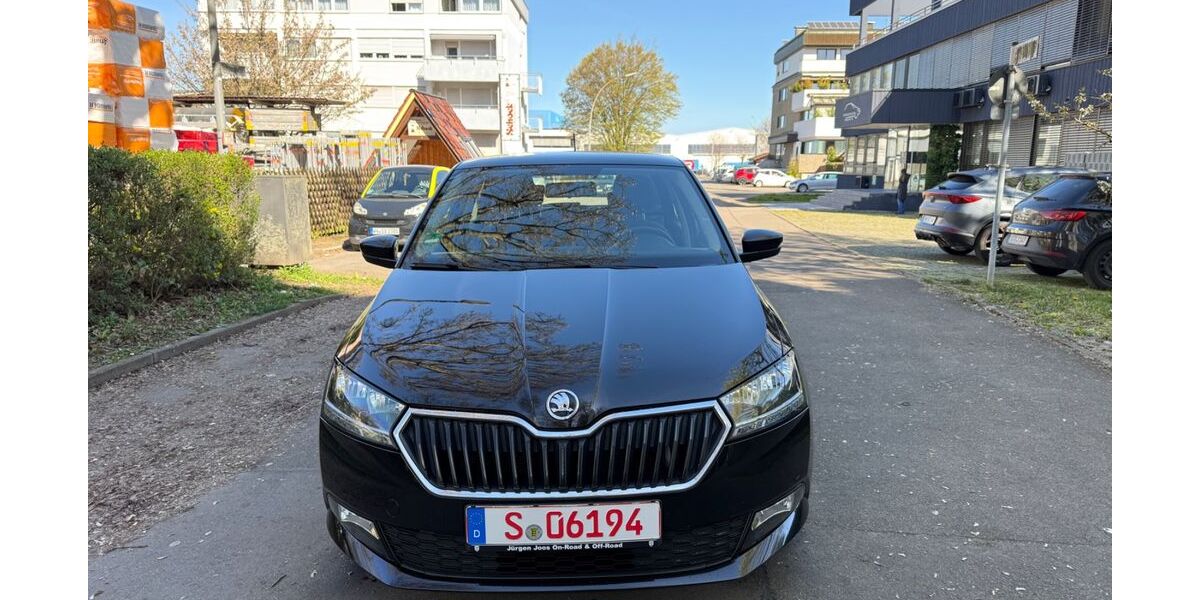 Skoda Fabia 118.000 km 9.499 &euro; Fellbach 70736