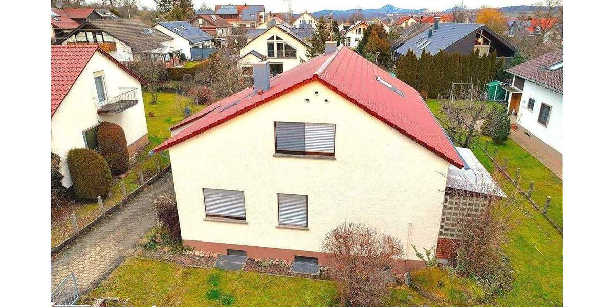 Einfamilienhaus Göppingen Bezgenriet - 6 Zimmer, 132 m&sup2;, 393.900&euro; | Angebot:25672855