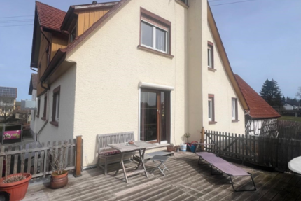 Haus Bad Urach - Hengen Hengen - 9 Zimmer, 228 m&sup2;, 325.000&euro; | Angebot:23612097