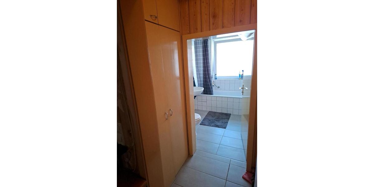 Etagenwohnung Göppingen Bruckwasen - 3 Zimmer, 72 m&sup2;, 185.000&euro; | Angebot:27014495