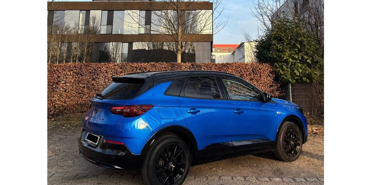 Opel Grandland (X) 46.000 km 16.000 &euro; Esslingen 73730
