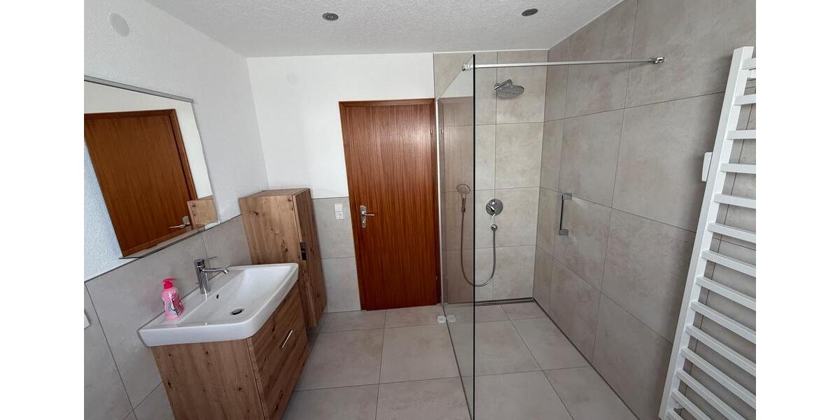 Erdgeschoßwohnung Süßen - 3 Zimmer, 85 m&sup2;, 1.200&euro; | Angebot:25636967