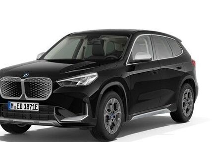 BMW iX1 18.402 km 39.930 &euro; Göppingen 73037