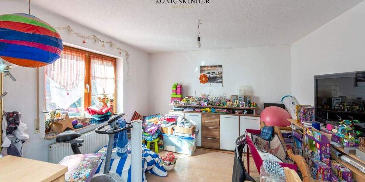 Einfamilienhaus Gruibingen - 8 Zimmer, 223 m&sup2;, 579.000&euro; | Angebot:25680029