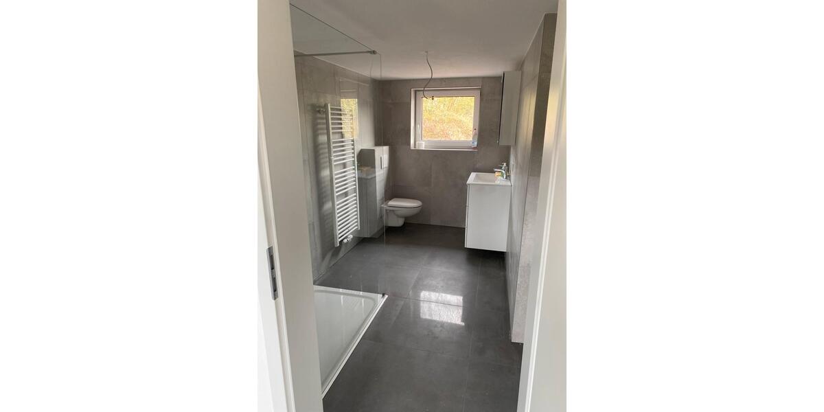 Dachgeschoßwohnung Schwäbisch Gmünd Bargau - 2.5 Zimmer, 90 m&sup2;, 1.200&euro; | Angebot:26039078