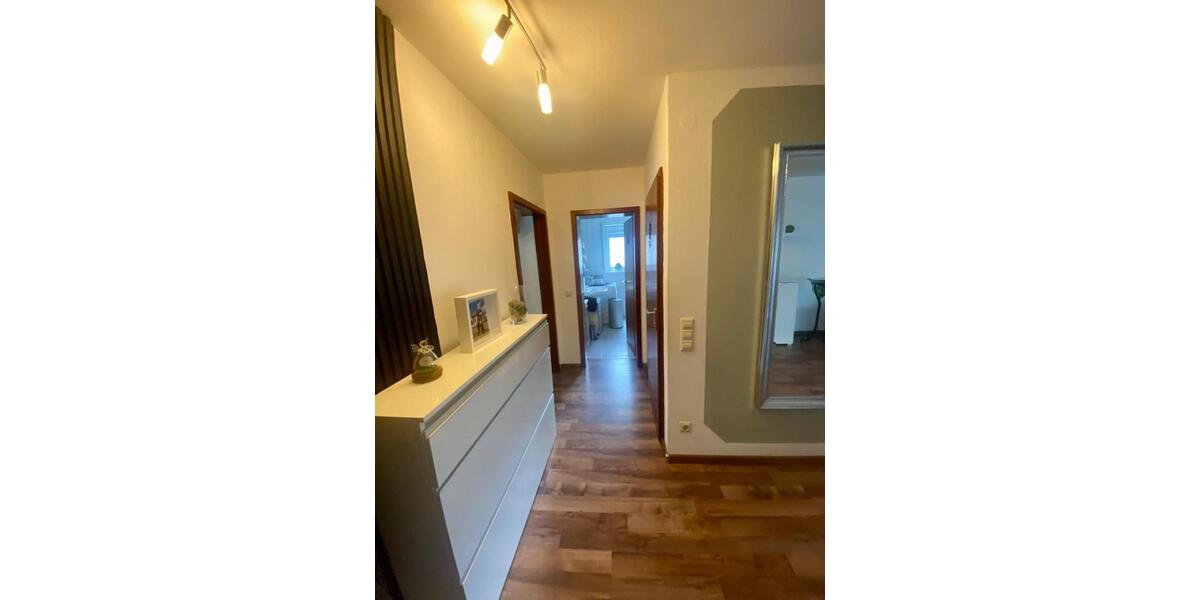 Erdgeschoßwohnung Kirchheim unter Teck - 3.5 Zimmer, 77 m&sup2;, 270.000&euro; | Angebot:25922392