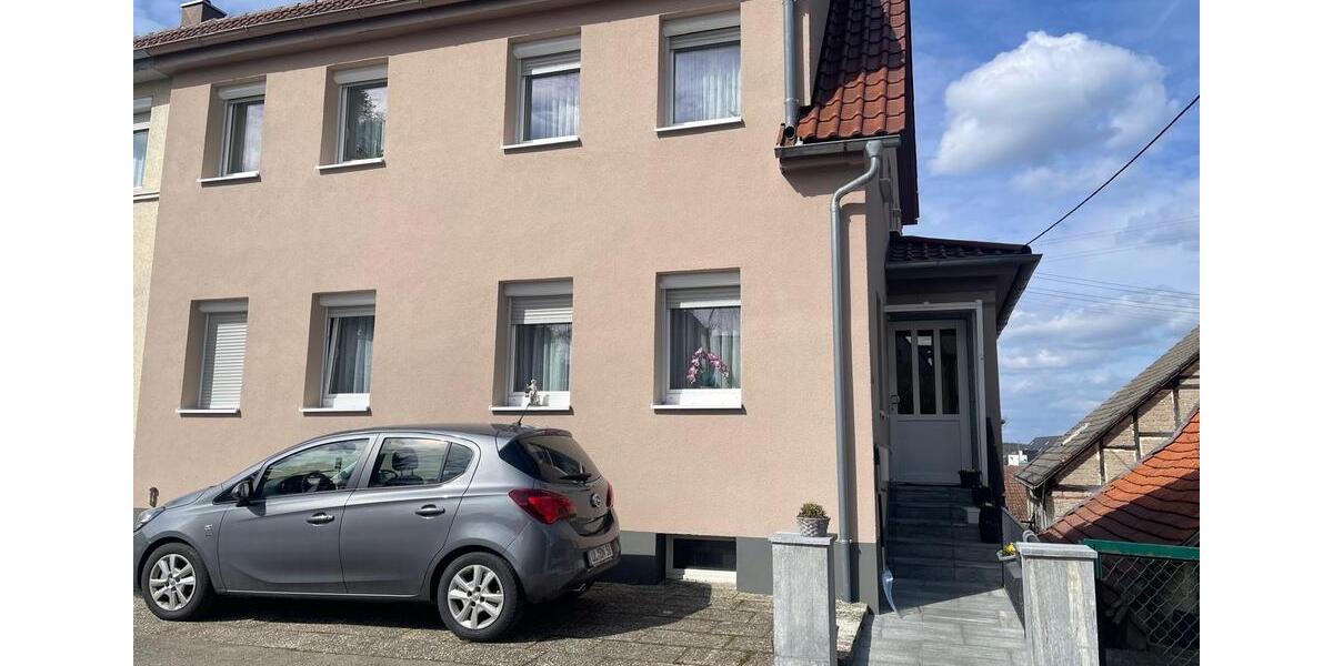 Erdgeschoßwohnung Laichingen - 4 Zimmer, 95 m&sup2;, 1.050&euro; | Angebot:26025512