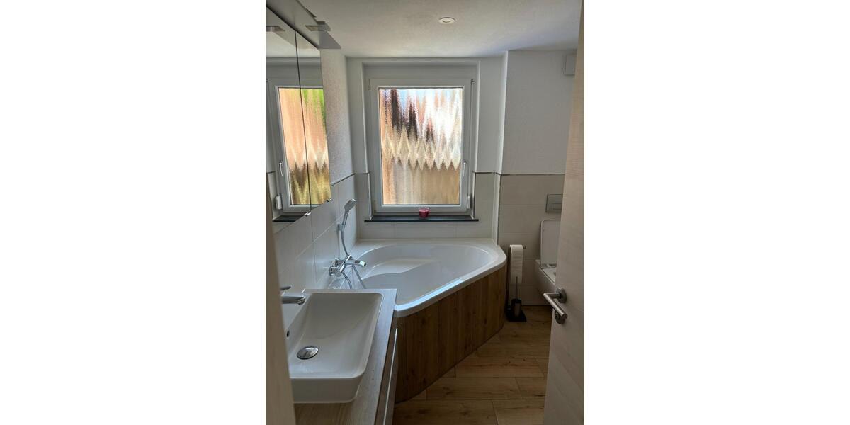 Einfamilienhaus Winnenden - 6 Zimmer, 135 m&sup2;, 665.000&euro; | Angebot:25447517