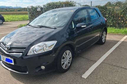 Toyota Auris 154.000 km 4.600 &euro; Salach 73084