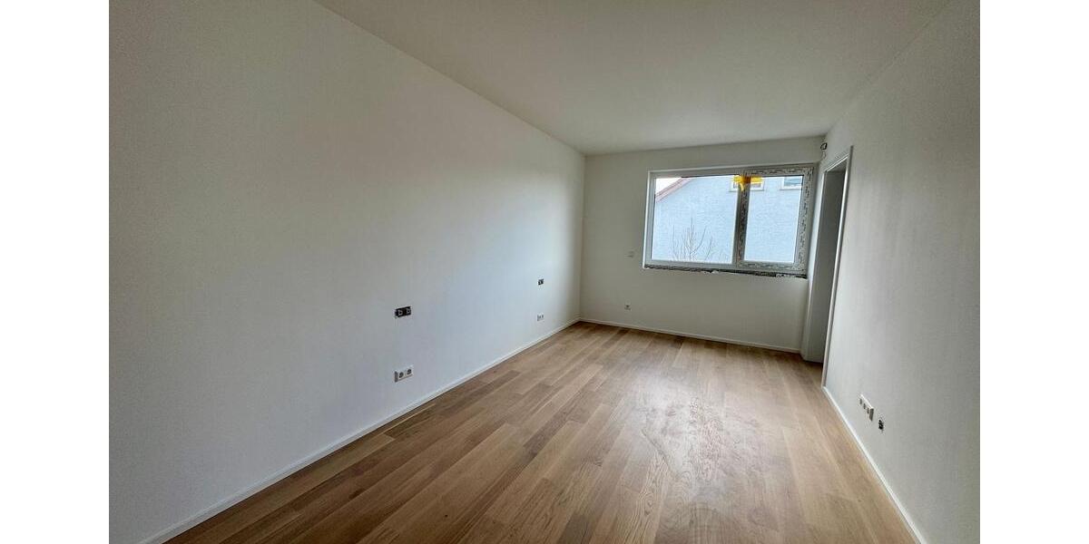 Etagenwohnung Esslingen am Neckar Oberesslingen - 3 Zimmer, 86 m&sup2;, 1.695&euro; | Angebot:26004786