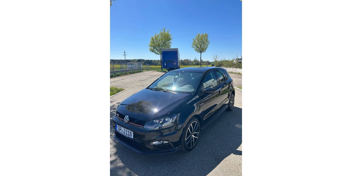 VW Polo 92.500 km 14.000 &euro; Kuchen 73329