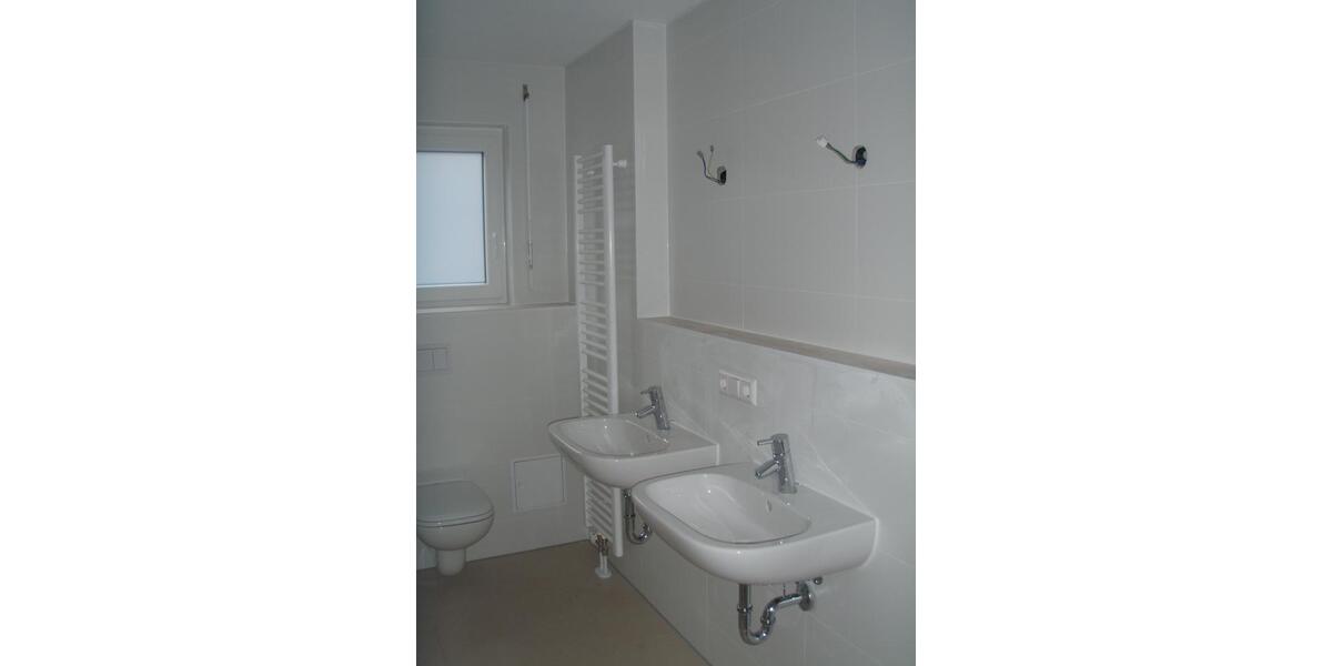 Erdgeschoßwohnung Korb - 4 Zimmer, 104 m&sup2;, 1.370&euro; | Angebot:25540139