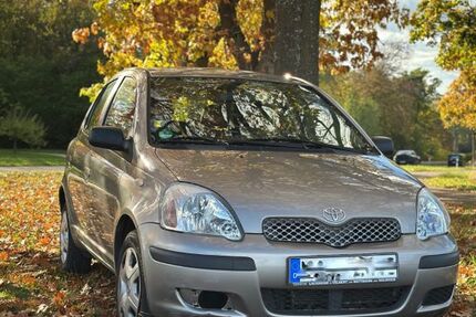 Toyota Yaris 63.856 km 2.500 &euro; Heiningen 73092