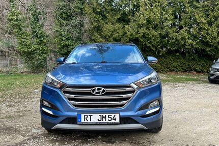 Hyundai TUCSON 87.000 km 14.900 &euro; Dettingen 72581