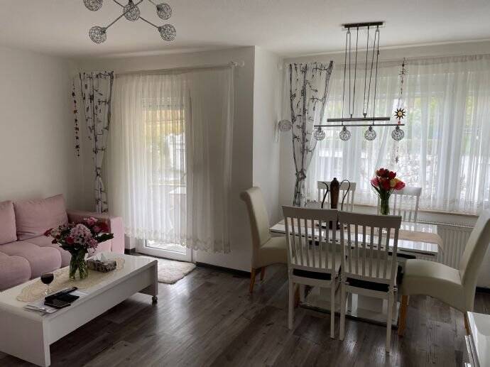 Etagenwohnung Nürtingen Oberensingen - 4 Zimmer, 90 m&sup2;, 299.000&euro; | Angebot:25773635