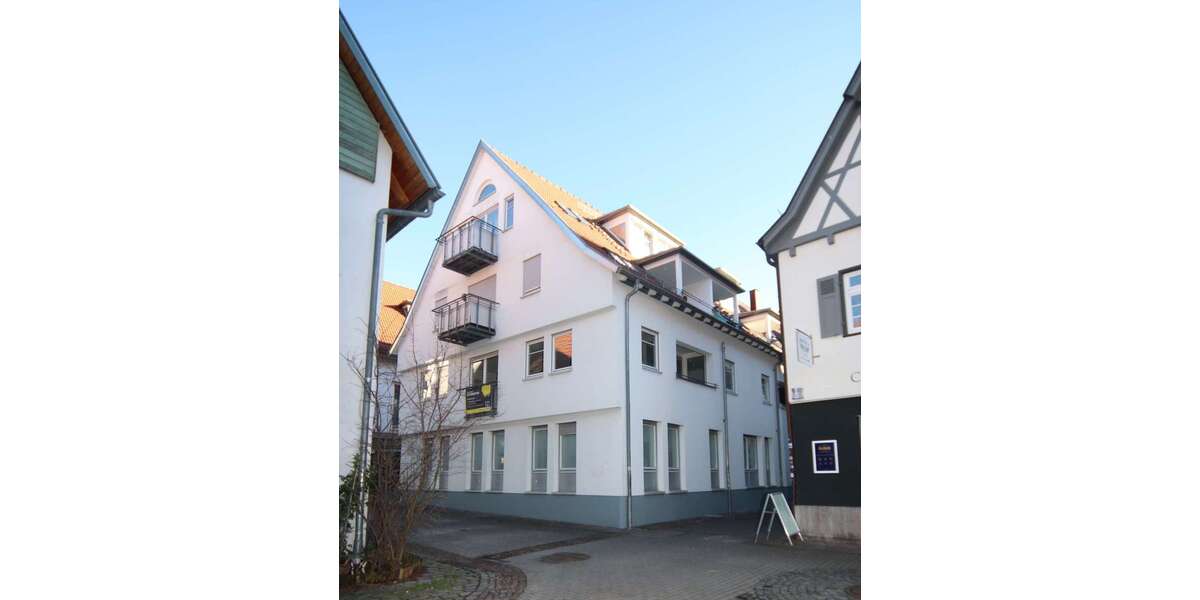 Etagenwohnung Kirchheim unter Teck - 3.5 Zimmer, 87 m&sup2;, 1.095&euro; | Angebot:26005261