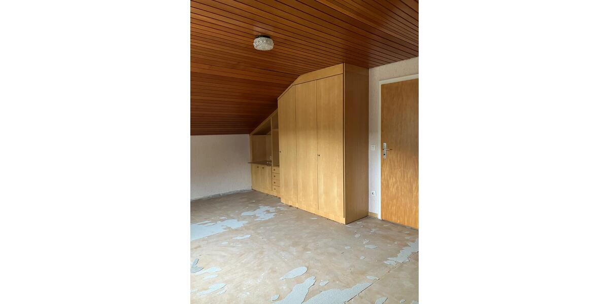 Einfamilienhaus Heubach - 8 Zimmer, 164 m&sup2;, 479.000&euro; | Angebot:25612293