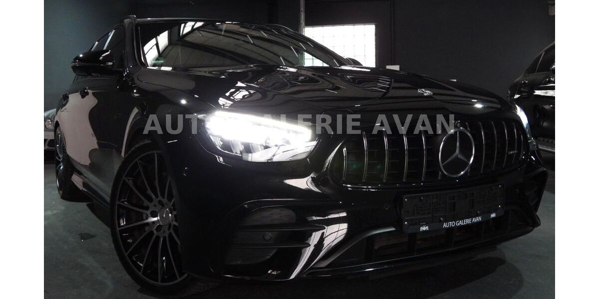 Mercedes-Benz E 53 AMG 29.788 km 56.900 &euro; Schorndorf bei Stuttgart 73614
