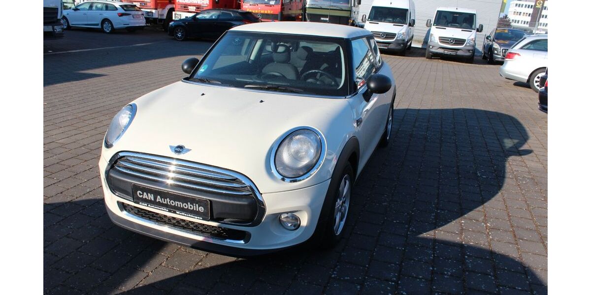 Mini ONE 164.000 km 7.100 &euro; Wolfschlugen 72649