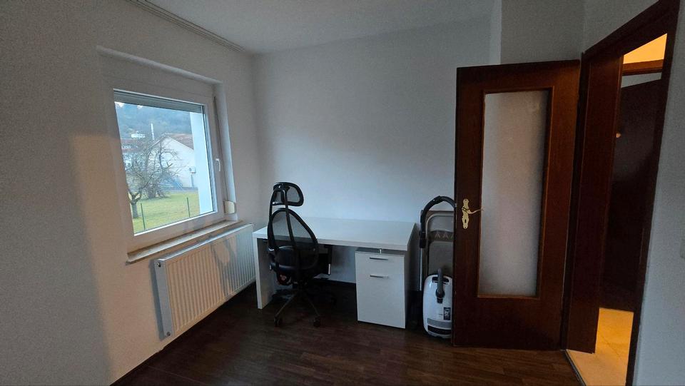 Etagenwohnung Schwäbisch Gmünd - 3 Zimmer, 100 m&sup2;, 1.150&euro; | Angebot:25047402
