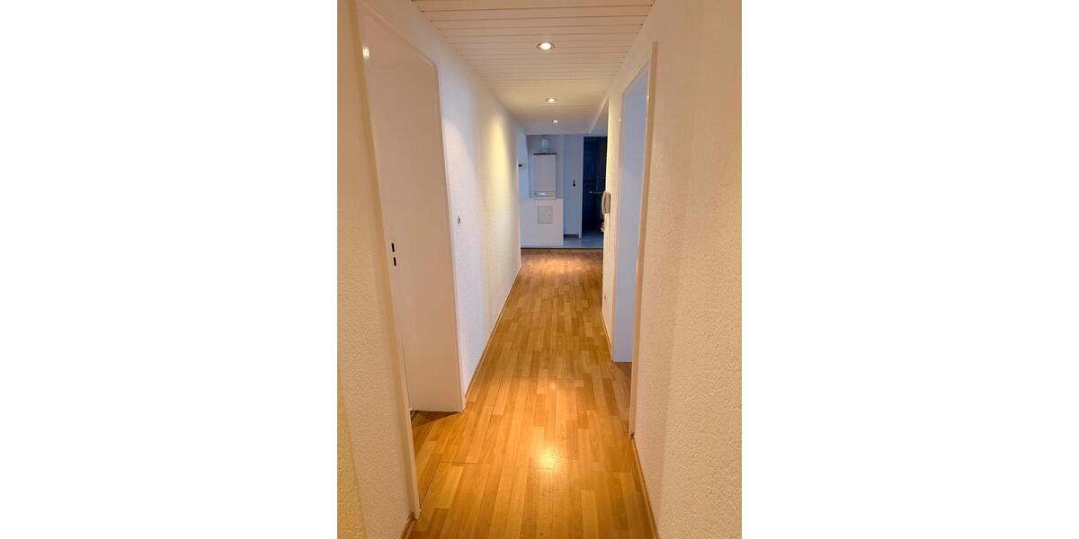 Maisonettenwohnung Mögglingen - 7 Zimmer, 183 m&sup2;, 1.950&euro; | Angebot:25162200