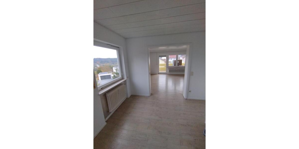 Erdgeschoßwohnung Lorch - 3.5 Zimmer, 85 m&sup2;, 825&euro; | Angebot:25414593