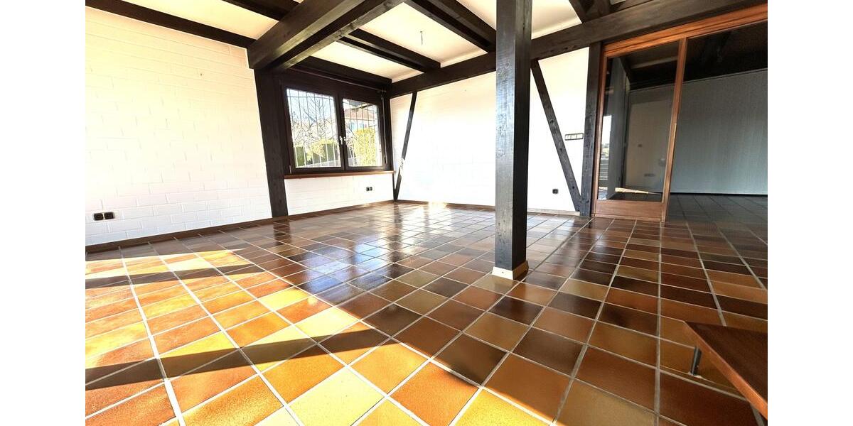 Einfamilienhaus Uhingen - 6.5 Zimmer, 175 m&sup2;, 1.980&euro; | Angebot:25356517