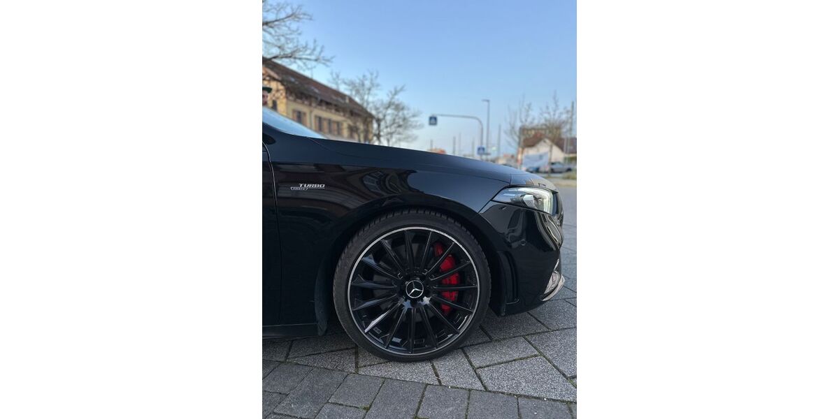 Mercedes-Benz A 35 AMG 30.000 km 44.999 &euro; Wendlingen 73240