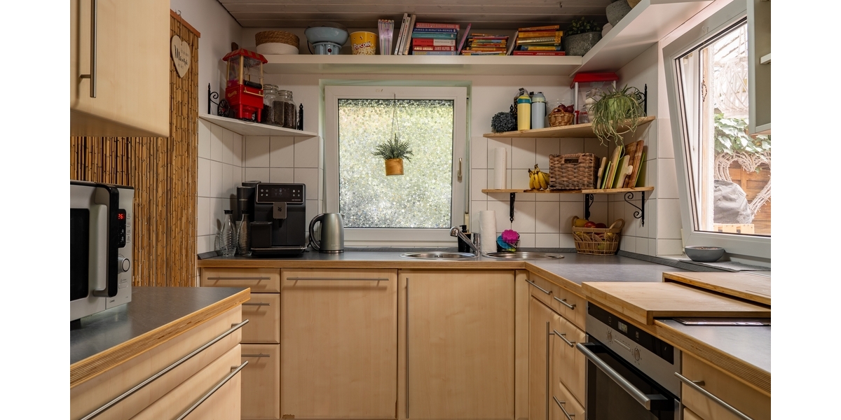 Großzügige Eckterrasse, Kamin & ruhiges Wohnen im 3-Familienhaus - 3.5 Remshalden | Angebot:27512031