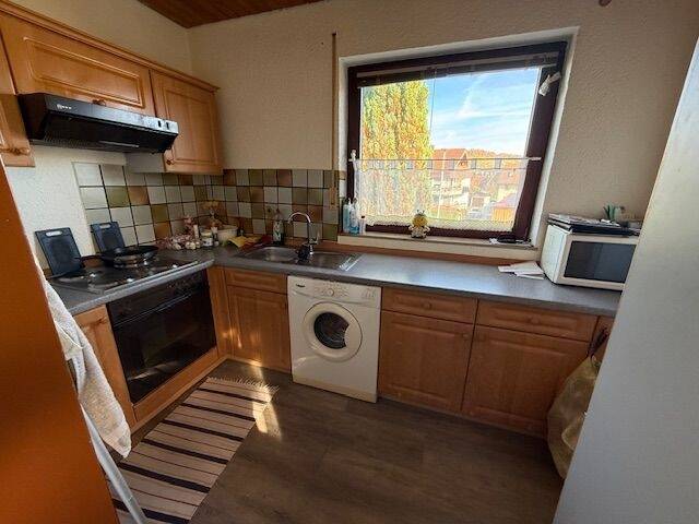 Einfamilienhaus Frickenhausen - 7 Zimmer, 210 m&sup2;, 649.000&euro; | Angebot:25696025