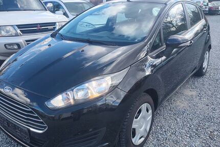 Ford Fiesta 107.925 km 3.990 &euro; weinstadt 71384