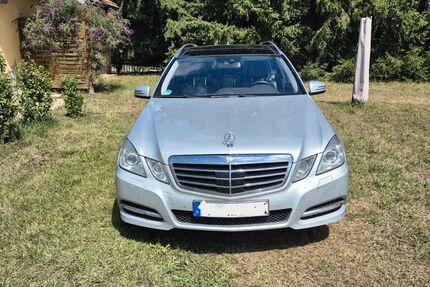 Mercedes-Benz E 300 266.000 km 11.500 &euro; Berglen 73663