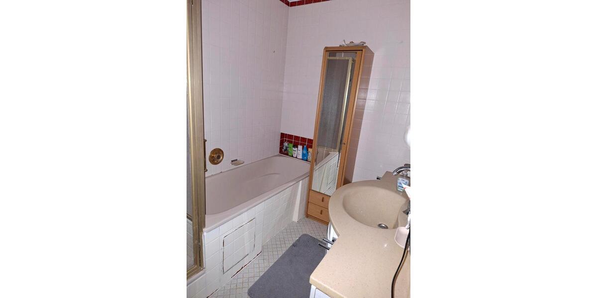Erdgeschoßwohnung Göppingen - 3.5 Zimmer, 102 m&sup2;, 345.000&euro; | Angebot:27118165