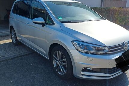 VW Touran 61.000 km 19.900 &euro; Ostfildern 73760