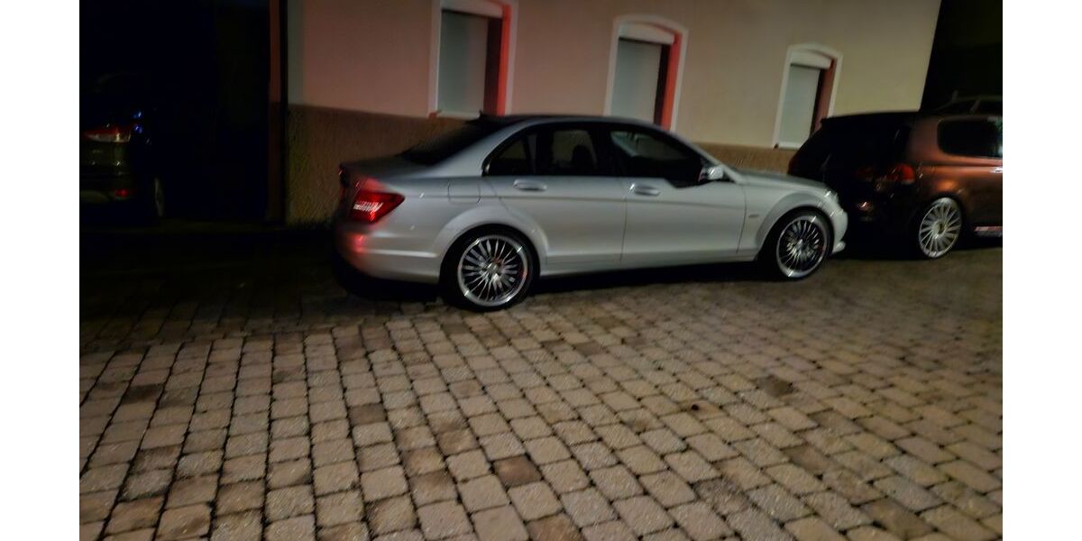 Mercedes-Benz C 200 258.000 km 6.800 &euro; Schwäbisch Gmünd 73525