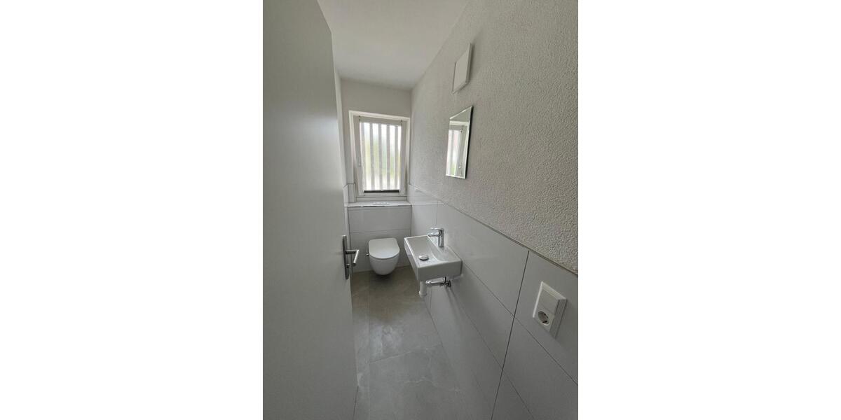 Etagenwohnung Baltmannsweiler - 4 Zimmer, 87 m&sup2;, 1.200&euro; | Angebot:26001336
