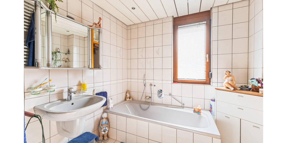 Reihenendhaus Köngen - 6 Zimmer, 169 m&sup2;, 650.000&euro; | Angebot:26499064