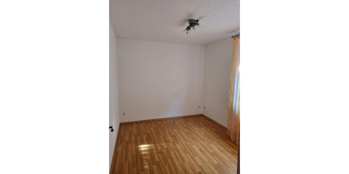 Etagenwohnung Lonsee - 3 Zimmer, 80 m&sup2;, 680&euro; | Angebot:26663424